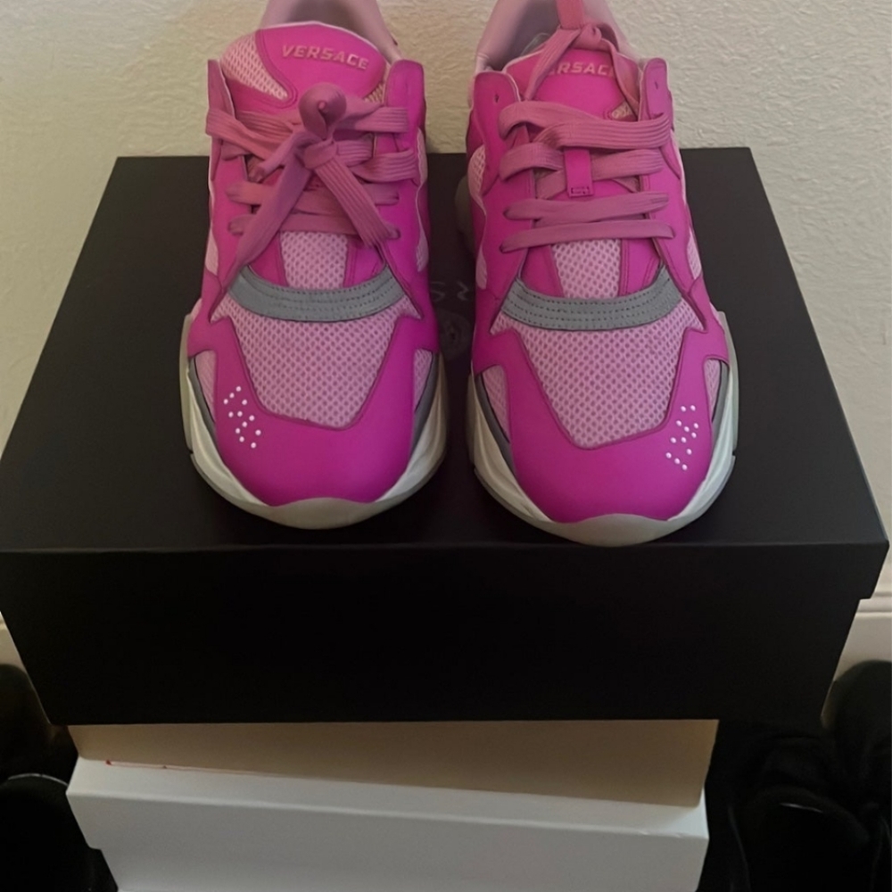 Versace Sneakers - image 5